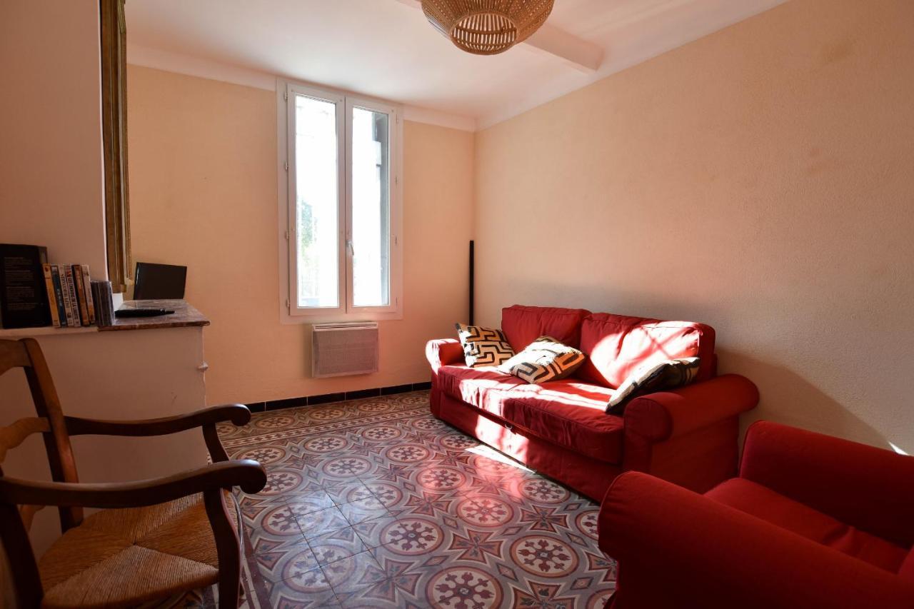 Micoulet, Parking - Clim Villa Arles Exterior photo